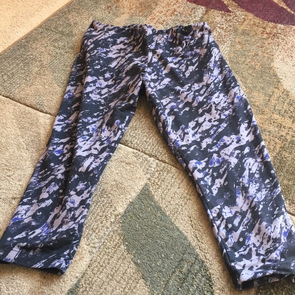 Athletic leggings - Picture 1 of 1